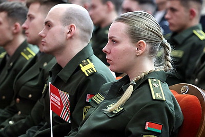 \"Марафон единства\": в Минске состоялась встреча на проекте \"Моя жизнь. Мой путь. Мой Президент\"