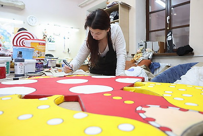 \"Здесь верят в чудо\": как театры Могилева создают новогоднюю сказку