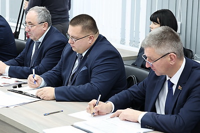 Крутой совершил рабочую поездку в Могилевскую область