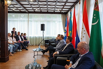 День Беларуси проходит на форуме \"Дети Содружества\"