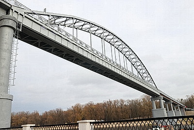 В Гомеле открыли обновленный пешеходный мост через Сож