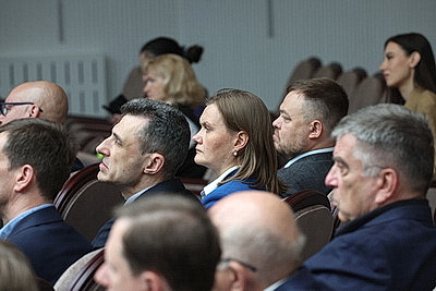 Нового председателя Президиума НАН представили коллективу Академии наук