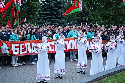 На мемориальном комплексе \"Буйничское поле\" прошла акция \"Звон скорби\"