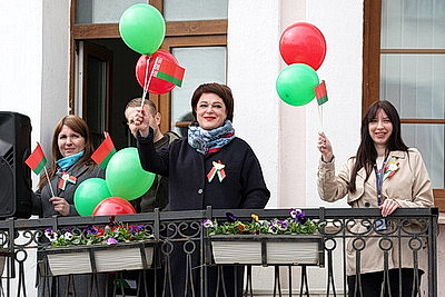 \"Шествие поколений\", военный парад, интерактивные площадки. В Витебске отмечают День Победы