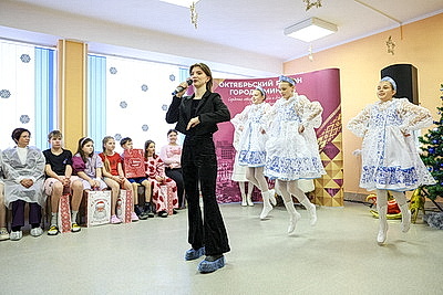 \"Здесь работают настоящие волшебники\". Сергеенко поздравил детей в РНПЦ травматологии и ортопедии