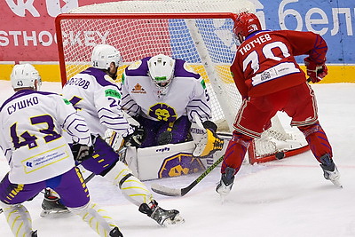 Хоккеисты \"Юности\" разгромили \"Могилев\" и продлили серию побед до пяти