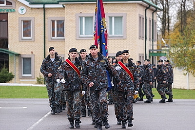 Более 50 сотрудников белорусской милиции в Горанях завоевали право ношения черного берета