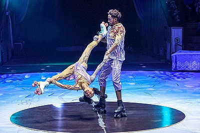 Зимняя сказка на манеже. Благотворительное представление для детей из Минска прошло в Белгосцирке