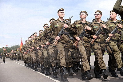 Более 2,5 тыс. новобранцев приняли военную присягу в 72-м ОУЦ