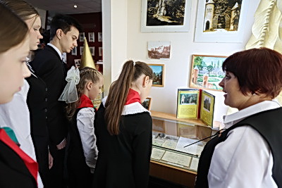 Единый урок, посвященный Дню народного единства, проводится в школах страны