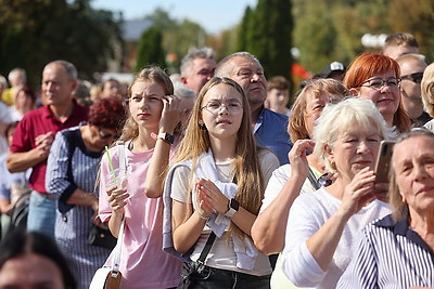 Подворья, выставки, концерты. Волковыск принимает областные \"Дажынкi\"