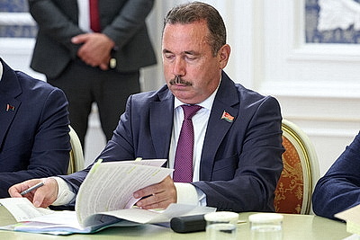Лукашенко провел совещание с руководством Совмина