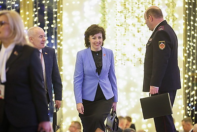 Второе заседание VII ВНС продолжает работу