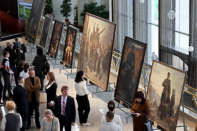 В память о жертвах и героях ВОВ. Серия концертов-реквиемов \"Каждый третий\" стартует во Дворце Республики