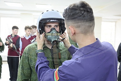 Все больше внимания технологиям. О новых направлениях в подготовке военных рассказали могилевским школьникам