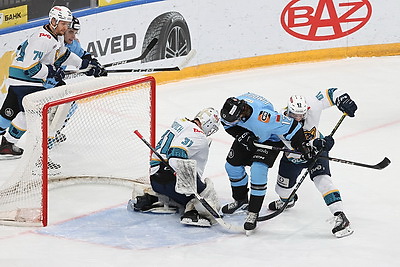 Хоккеисты \"Динамо\" отправили восемь шайб в ворота \"Сочи\", Бориков и Липский оформили дубли