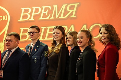 Второе заседание VII ВНС продолжает работу