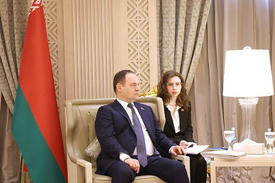 Головченко встретился с премьер-министром Катара