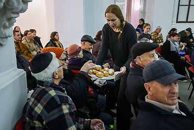 Иудеи всего мира празднуют Хануку