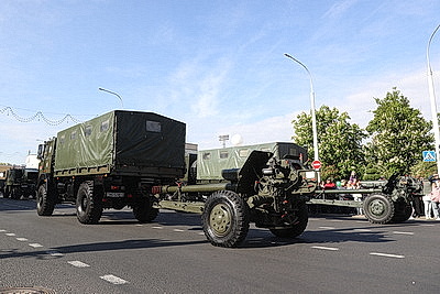 Парад Победы и шествие \"Беларусь помнит\". Брест отмечает 9 Мая