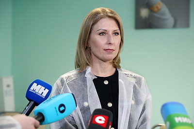 \"Мы изначально хотели очень большую семью\". Жительница Гродно родила 14-го ребенка