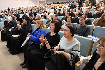 \"На основе духовного наследия предыдущих поколений\". В Минске отметили День православной книги