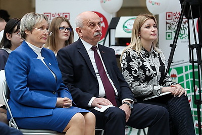 В Национальной библиотеке представили навигацию KROPKI для людей с инвалидностью по зрению