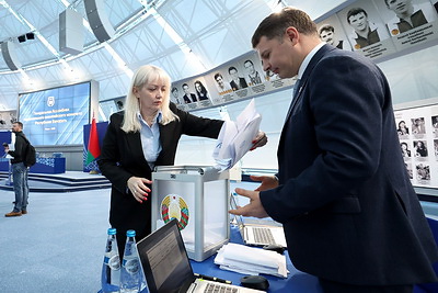 Виктор Лукашенко переизбран на должность президента НОК
