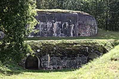 \"Мурашки бежали по телу\". Участники медиатура \"Дорогами Победы\" посетили Брестскую крепость