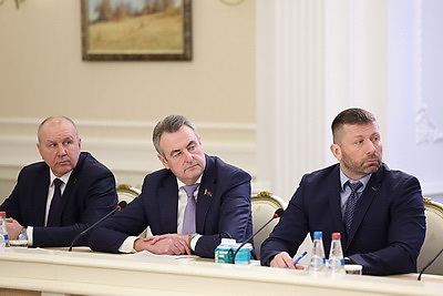 Лукашенко провел встречу с представителями частных предприятий