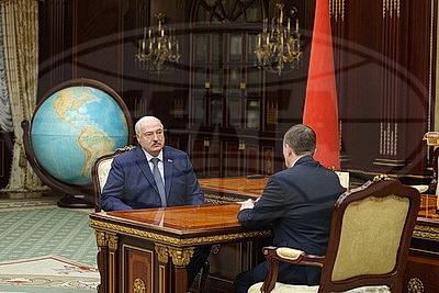 Лукашенко обсудил с Турчиным предстоящий визит правительственной делегации в Россию