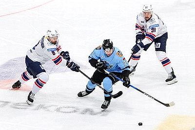 Хоккеисты \"Динамо\" прервали победную серию в матче против \"Лады\"