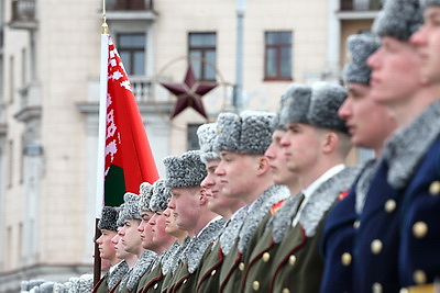 Парламентская делегация Республики Сербской возложила венок к монументу Победы в Минске