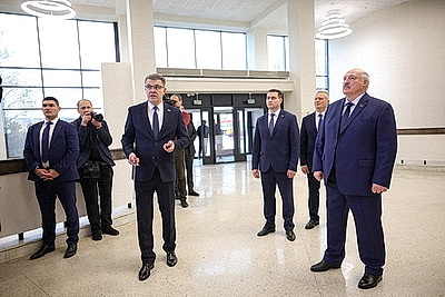 Лукашенко в Минске дал старт работе Центра технического творчества детей и молодежи