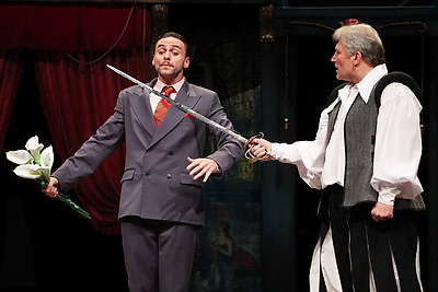 Премьера комедии \"Гэта цудоўнае жыццё\" состоялась в Купаловском театре