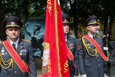 Освободителям Витебщины. Аллею памяти героев открыли в воинской части 5524