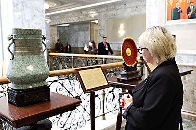 Дворец Независимости посетили молодые госслужащие