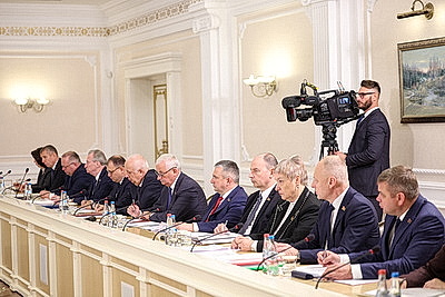 Лукашенко провел совещание о проектах прогнозных документов на 2026 год