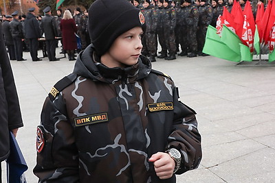 На площади Госфлага воспитанники военно-патриотических клубов принесли клятвы