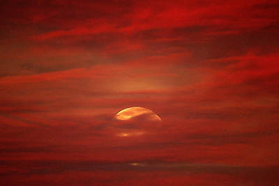 \"Бобровая луна\" над Беларусью