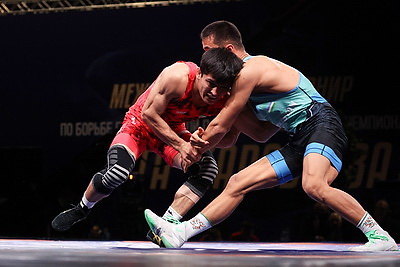 Белорусские борцы завоевали четыре золота на домашнем турнире памяти Караваева