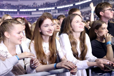 \"Последний звонок\" для выпускников столицы прошел в \"Минск-Арене\"