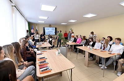 Семинар \"Беларусь - бренд для молодых\" состоялся в рамках \"Вытокаў\" в Поставах