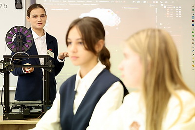 После реконструкции открылась одна из старейших школ Минска на ул.Красноармейской