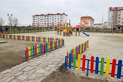 Обновленный сквер Энергетиков открыли в Хойниках