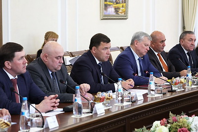 Головченко провел переговоры с губернатором Свердловской области