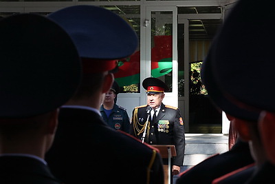 Мемориальную доску в честь Героя Советского Союза Евгения Николаенко открыли в Могилеве