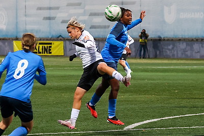 Футболистки \"Динамо-БГУФК\" в шестой раз стали чемпионками Беларуси