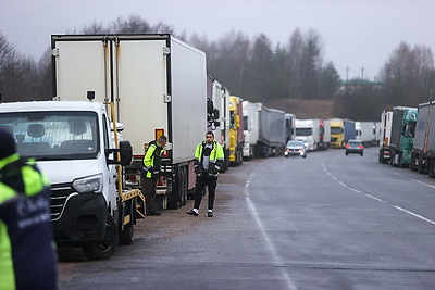 ГТК о перемещении литовских фур: это меры безопасности на подъездах к закрытым пунктам пропуска