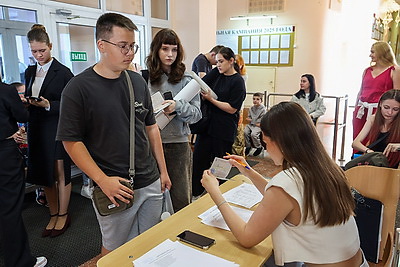 Конкурс - два человека на место. Как проходит вступительная кампания в Минском колледже искусств